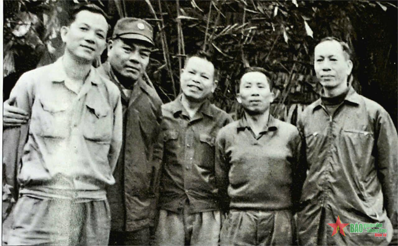 Chuyến thị sát cùng tướng Nguyễn Hữu An